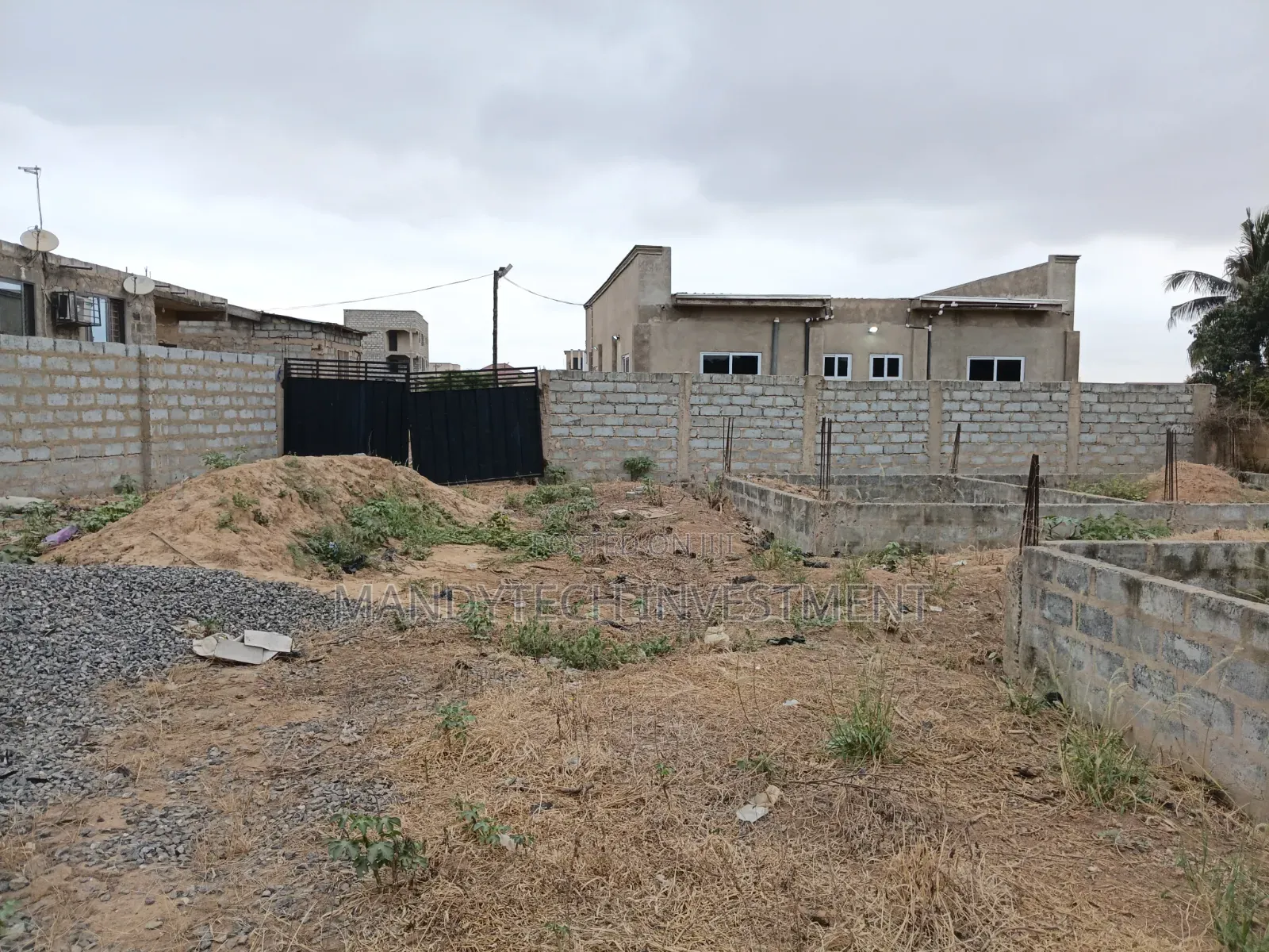 Classic Fenced Land at Katamanso