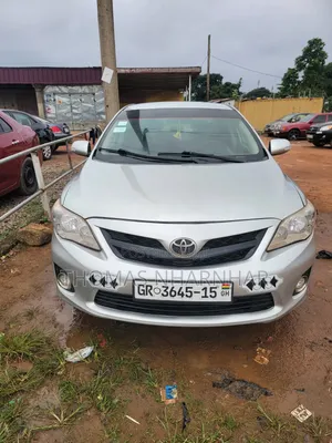 Toyota Corolla LE 4dr Sedan (1.8L 4cyl 4A) 2010 Silver