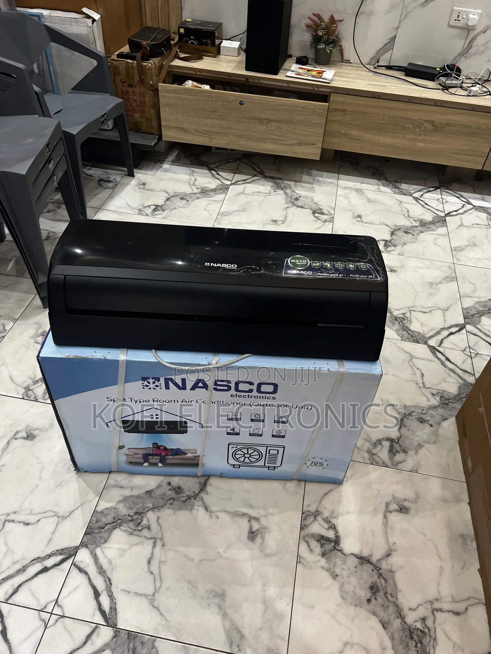 Nasco Nas-J12-V1b 12000 Btu/H Split AC R410 - Black