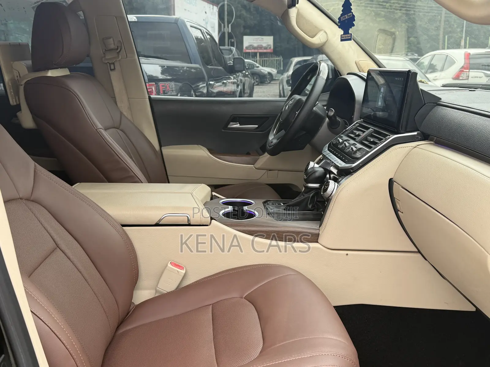 Toyota Land Cruiser 4.5 V8 GXR 2018 Black