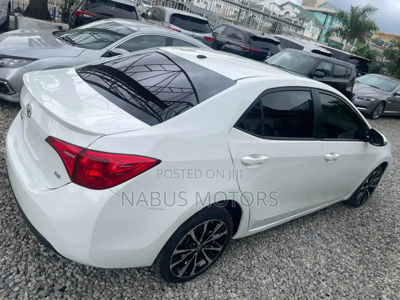 Toyota Corolla 2018 White