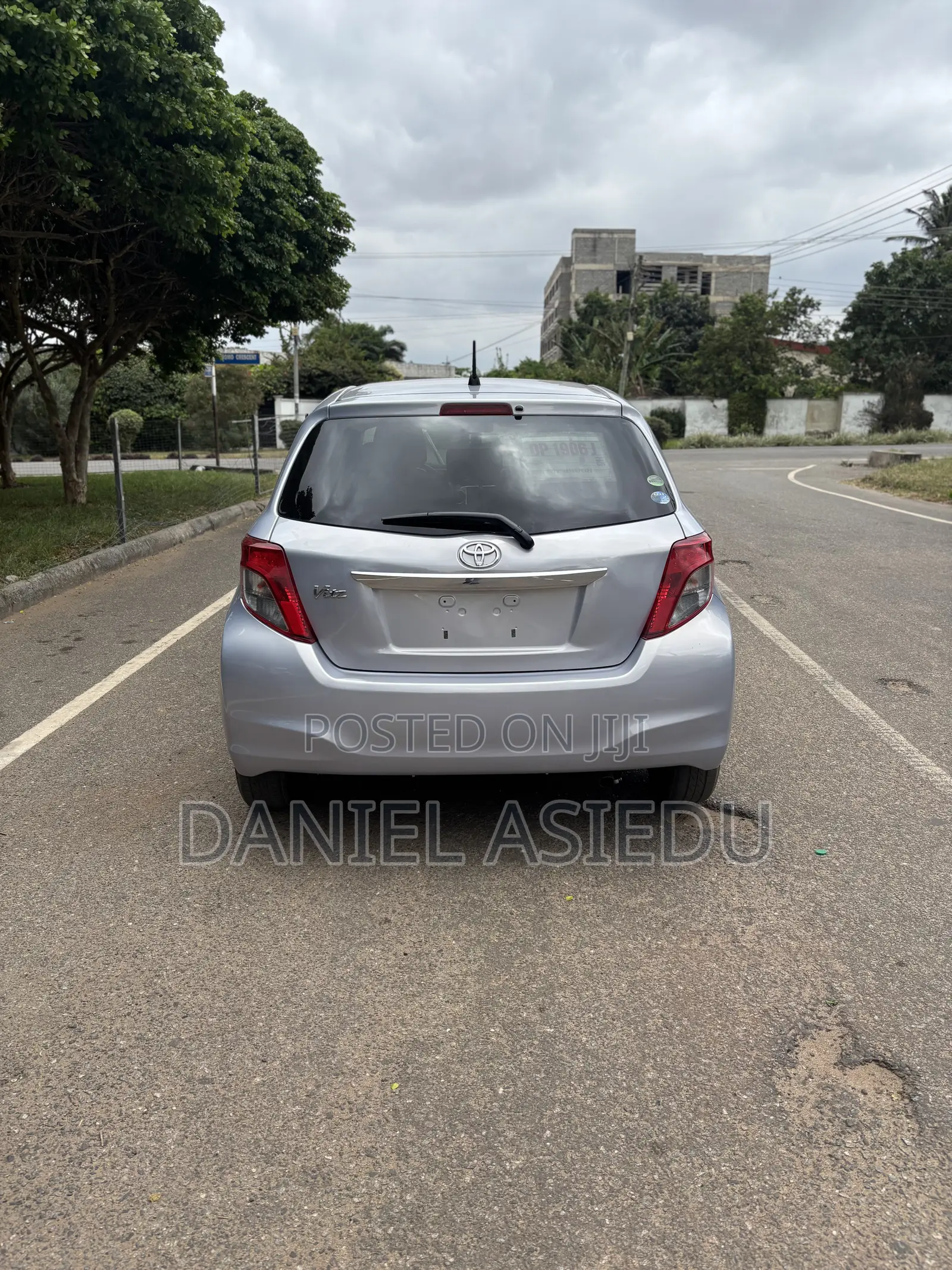 Toyota Vitz 1.3 AWD 3dr 2013 Silver