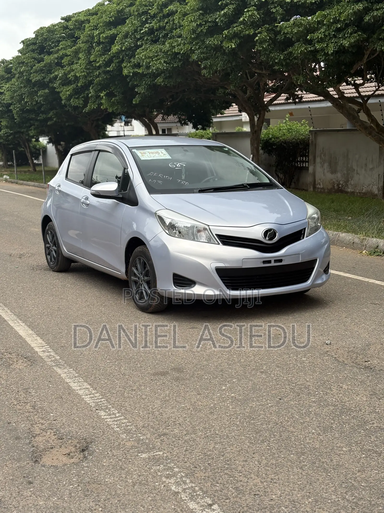 Toyota Vitz 1.3 AWD 3dr 2013 Silver