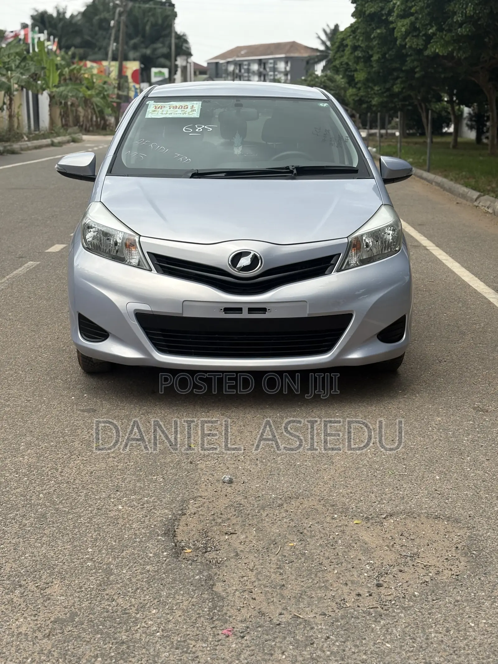 Toyota Vitz 1.3 AWD 3dr 2013 Silver