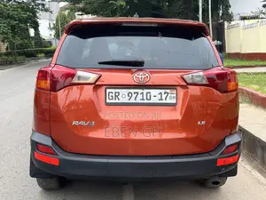 Toyota RAV4 LE 4dr SUV AWD (2.5L 4cyl 6A) 2015 Orange