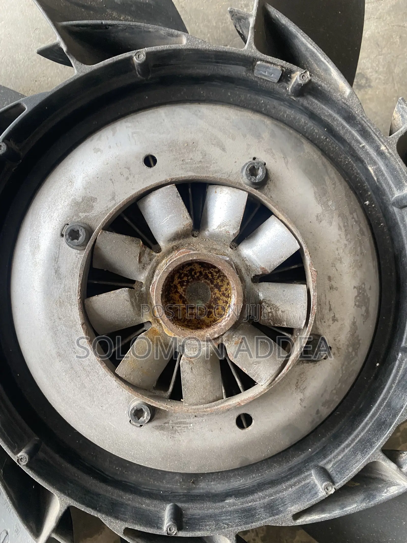 Range Rover Viscous Fan for 4.2 Supercharged