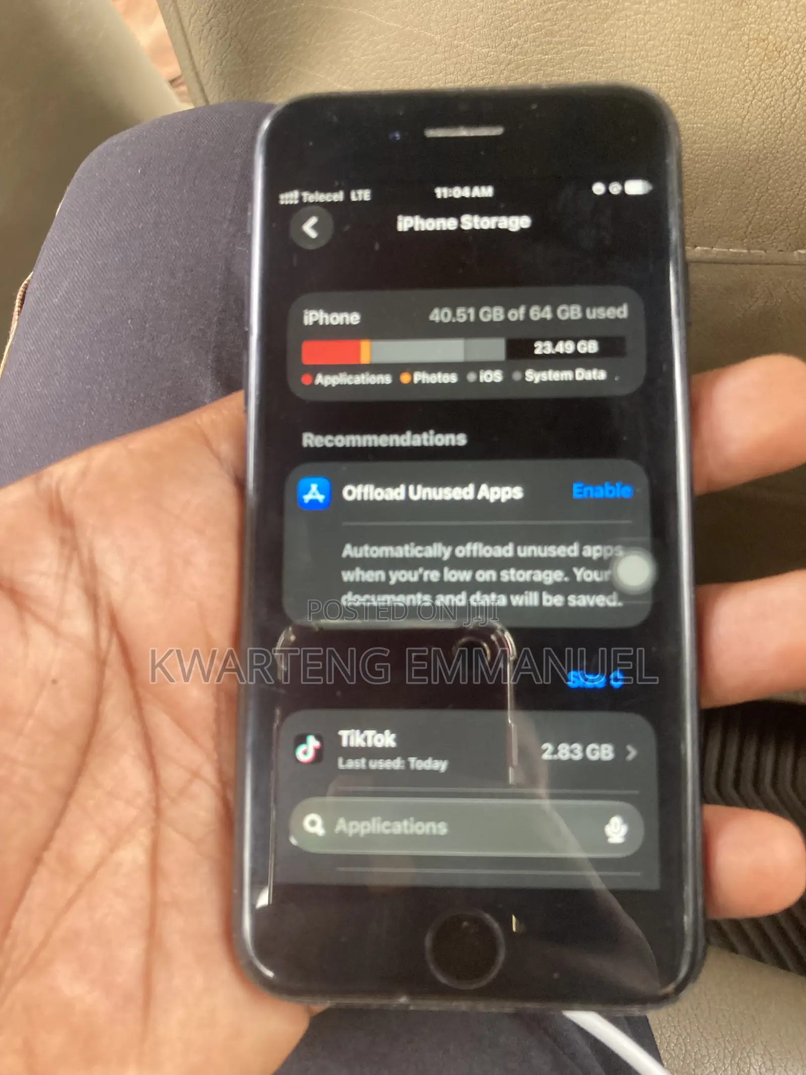Apple iPhone SE (2020) 64 GB Black