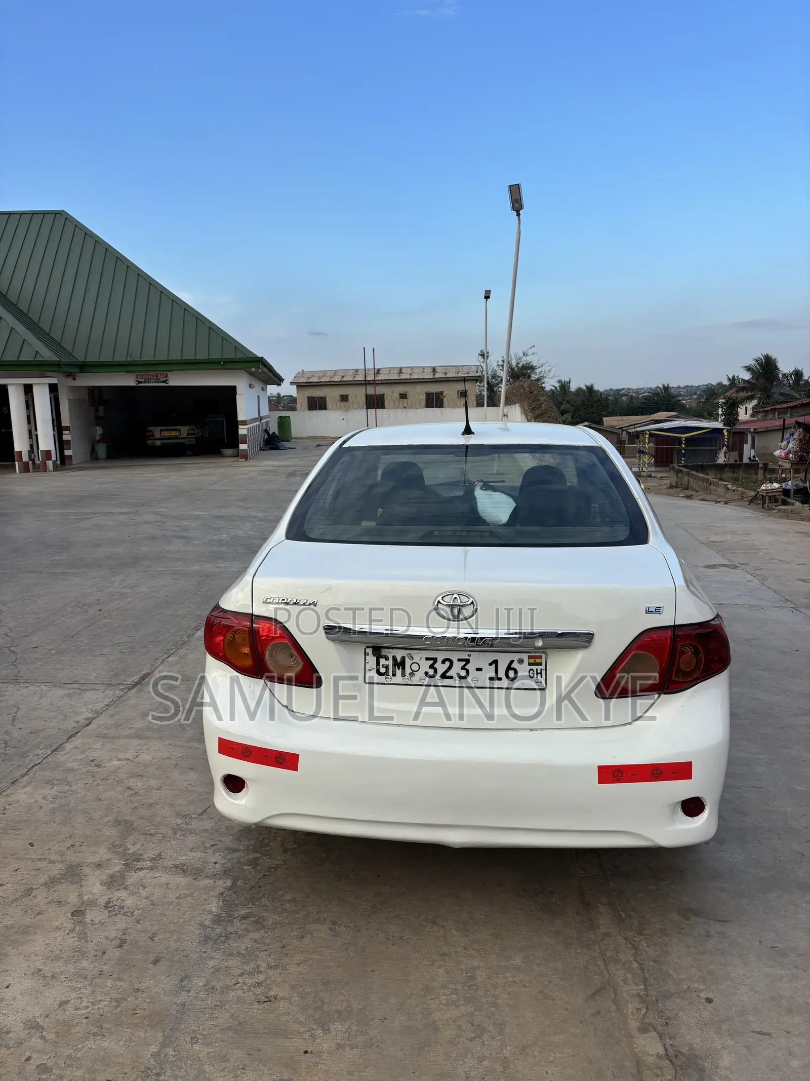 Toyota Corolla 2009 White