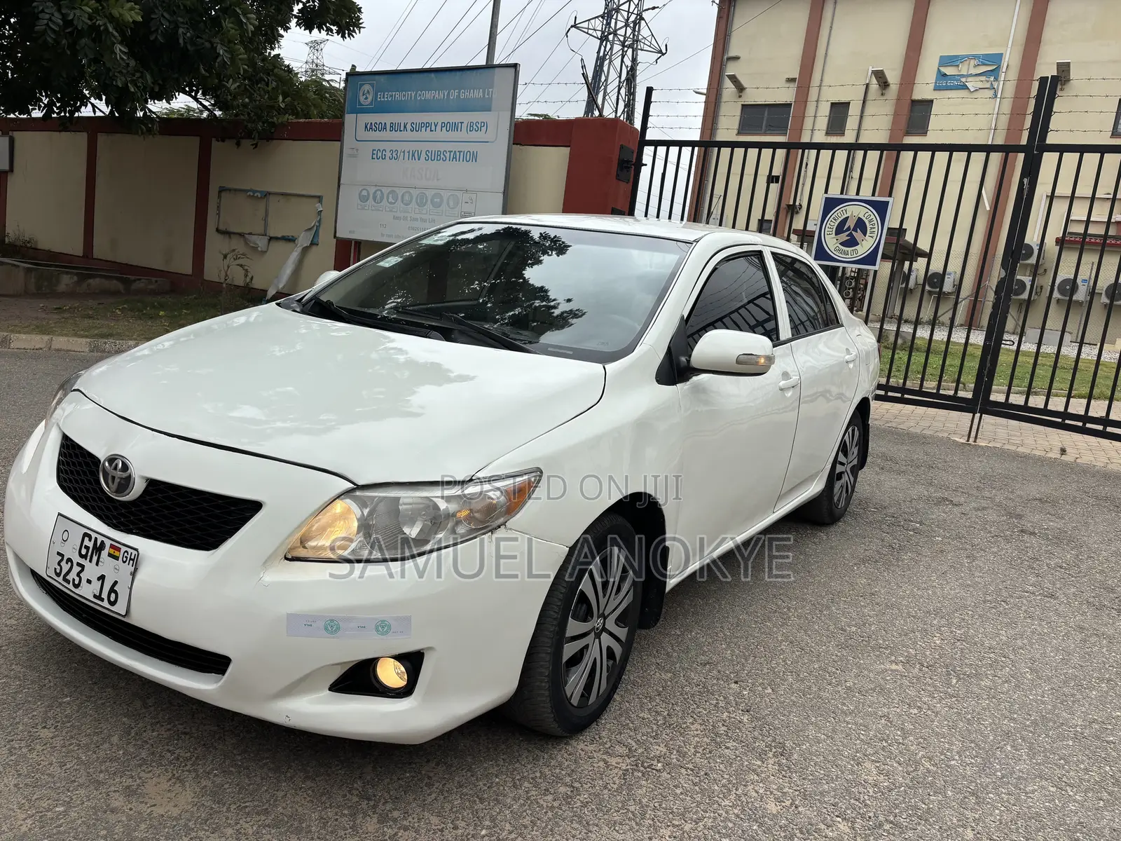 Toyota Corolla 2009 White