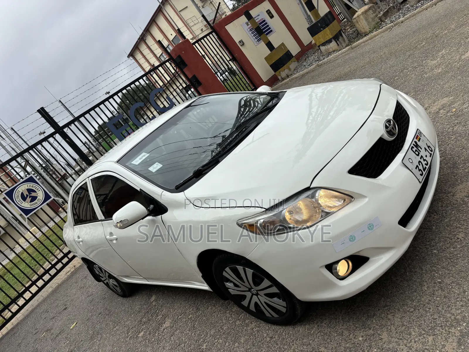 Toyota Corolla 2009 White