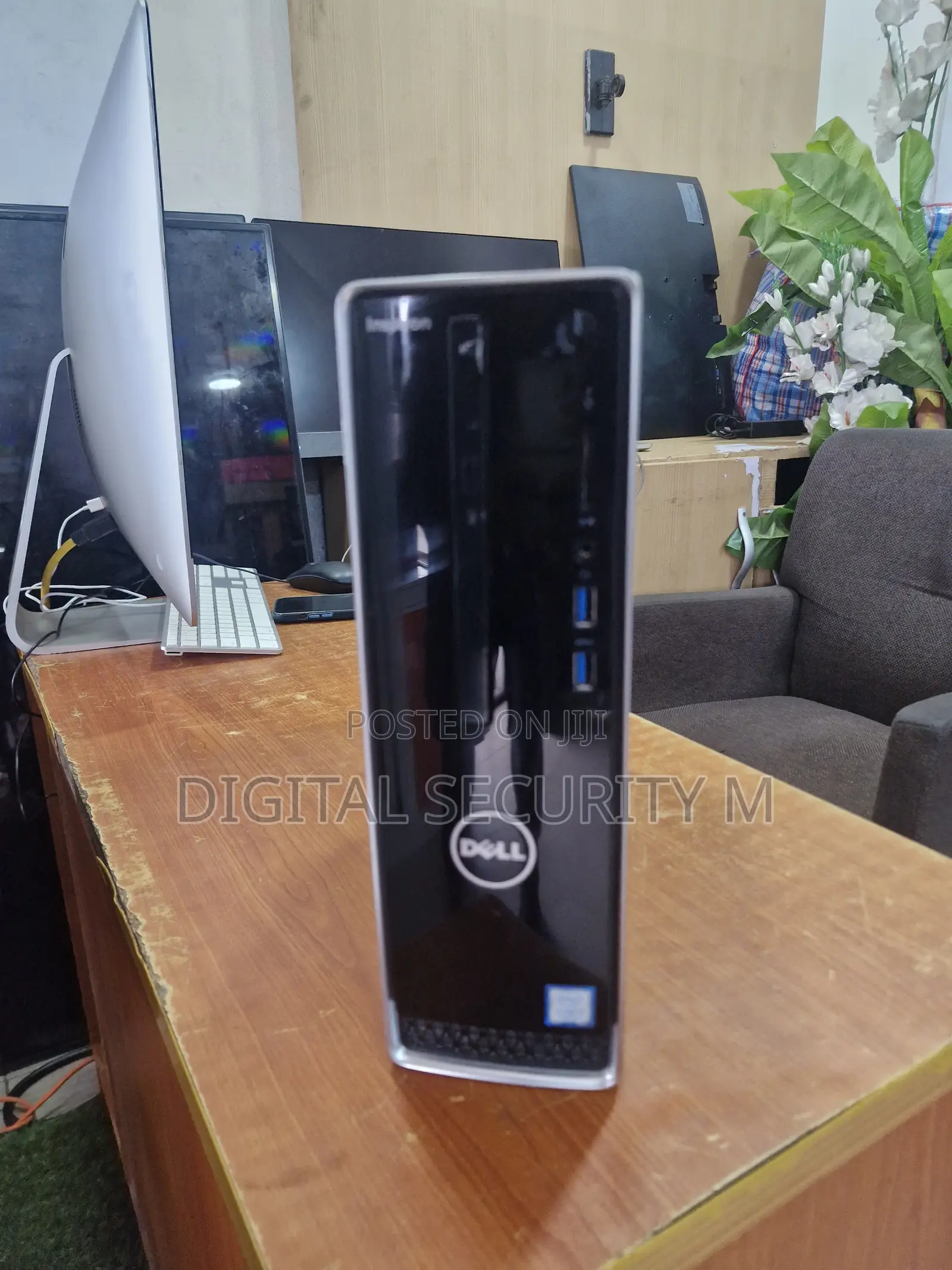 Desktop Computer Dell Inspiron 3000 8GB Intel Core i3 HDD 500GB