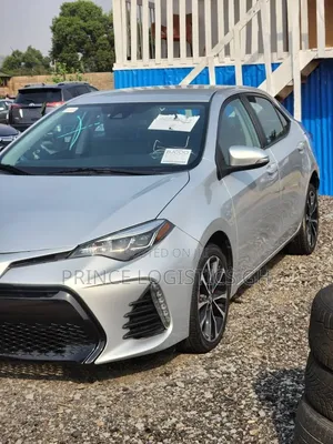 Toyota Corolla SE (1.8L 4cyl 2A) 2018 Silver