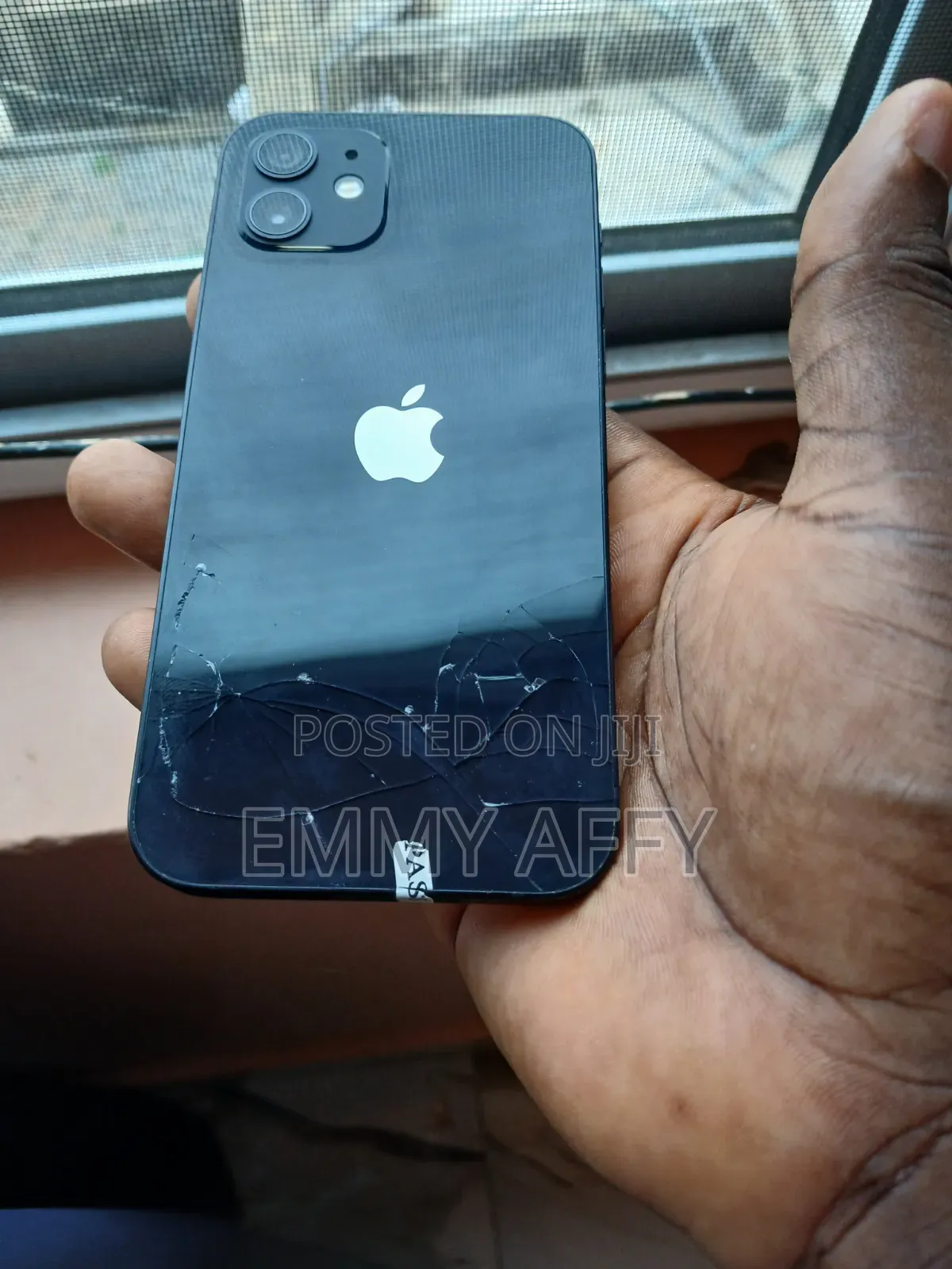 Apple iPhone 12 64 GB Black