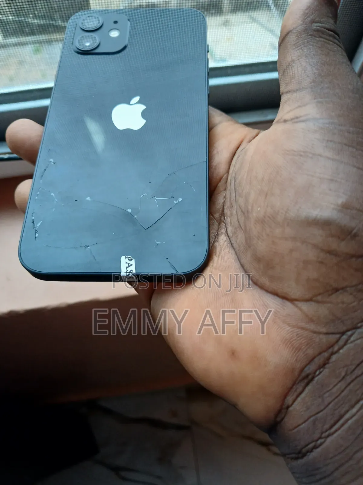 Apple iPhone 12 64 GB Black