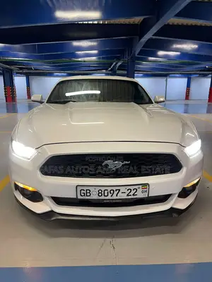 Ford Mustang GT Fastback 2016 White