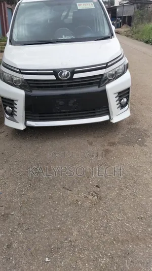 Toyota TownAce 2015 White