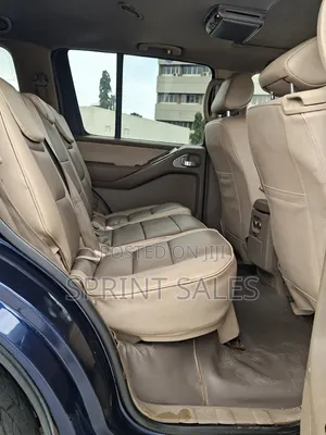 Nissan Pathfinder Automatic 2001 Blue