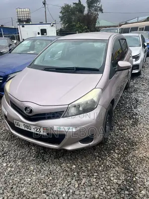 Toyota Vitz 1.5 FWD 3dr 2013