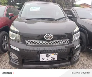 Toyota Voxy 2013 Black