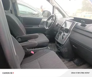 Toyota Voxy 2013 Black