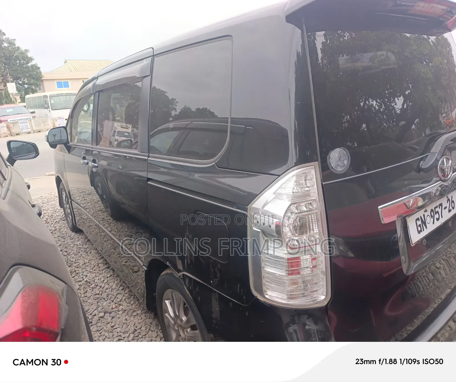 Toyota Voxy 2013 Black