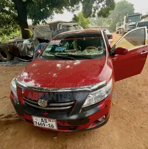 Toyota Corolla 2010 Red