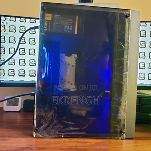 Desktop Computer 8GB Intel Xeon SSD 256GB