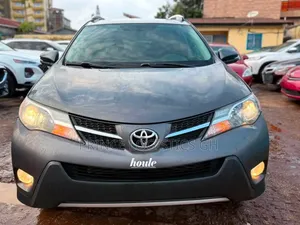 Toyota RAV4 XLE 4dr SUV AWD (2.5L 4cyl 6A) 2015 Teal