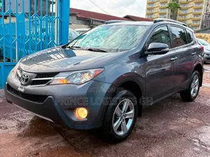 Toyota RAV4 XLE 4dr SUV AWD (2.5L 4cyl 6A) 2015 Teal