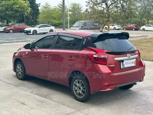 Toyota Yaris 2017 Red