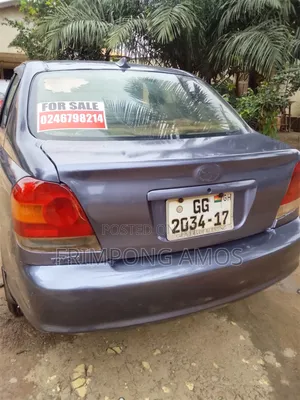 Toyota Echo Sedan 2005