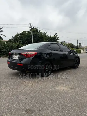 Toyota Corolla LE 4dr Sedan (1.8L 4cyl CVT) 2016 Black
