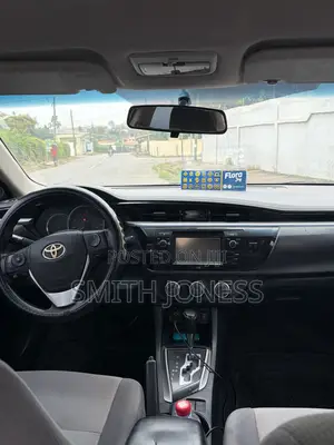Toyota Corolla LE 4dr Sedan (1.8L 4cyl CVT) 2016 Black