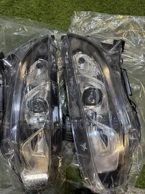 Honda Civic 2016,2017,2018 Headlight Available