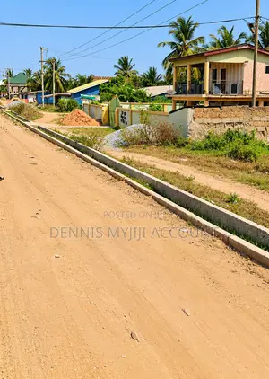 4bdrm Block of Flats in Nyanyano for sale