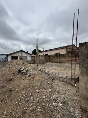35/100 Plot of Land