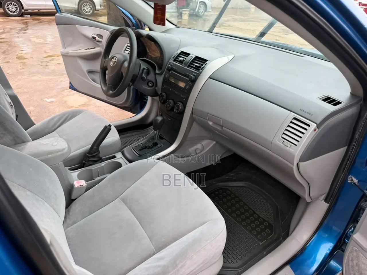 Toyota Corolla 2010 Blue