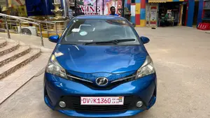 Toyota Vitz 1.3 FWD 5dr 2014 Blue