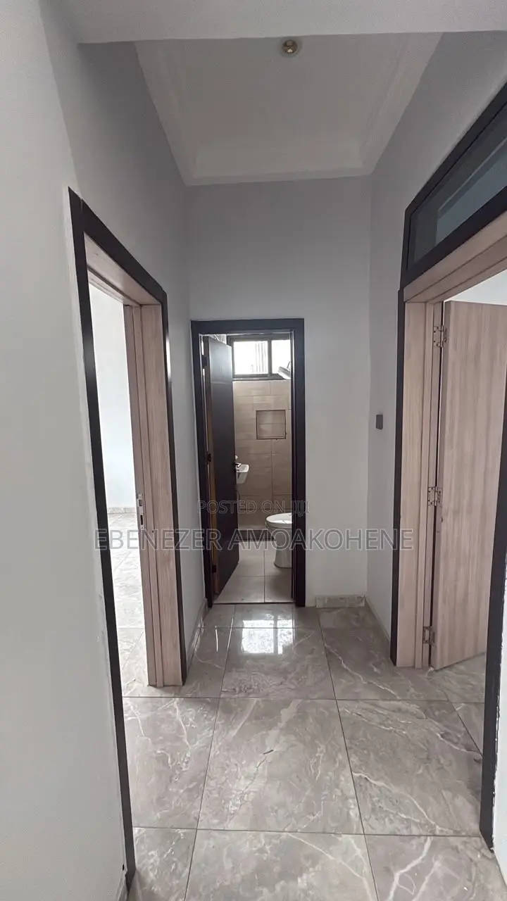 3bdrm Apartment in 7 Brother Apartments, Overhead for rent