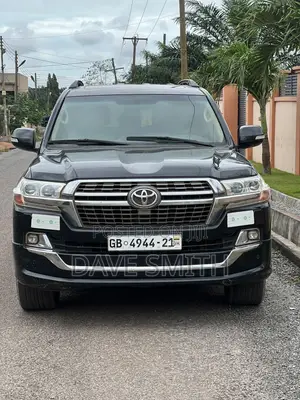 Toyota Land Cruiser 4.5 V8 GXR 2021 Black
