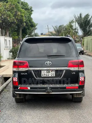 Toyota Land Cruiser 4.5 V8 GXR 2021 Black