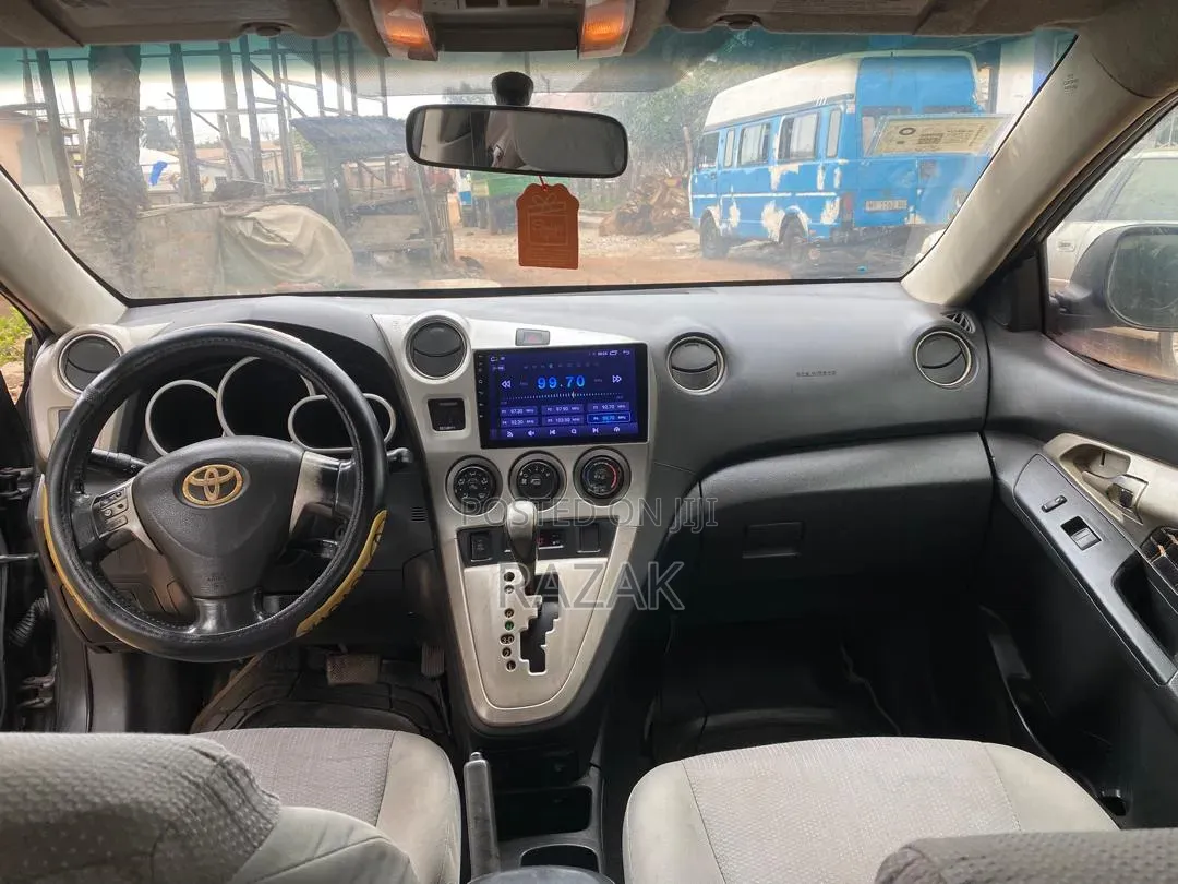 Toyota Matrix 2009 Gray