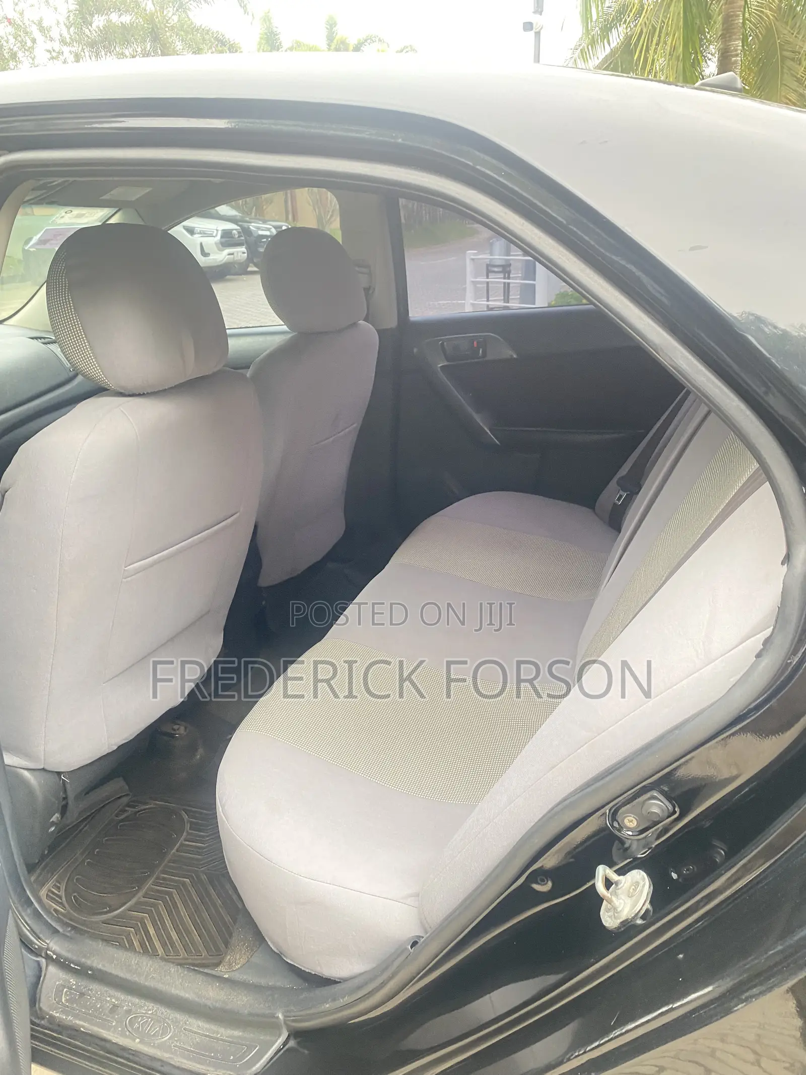 Kia Cerato 2012 Black