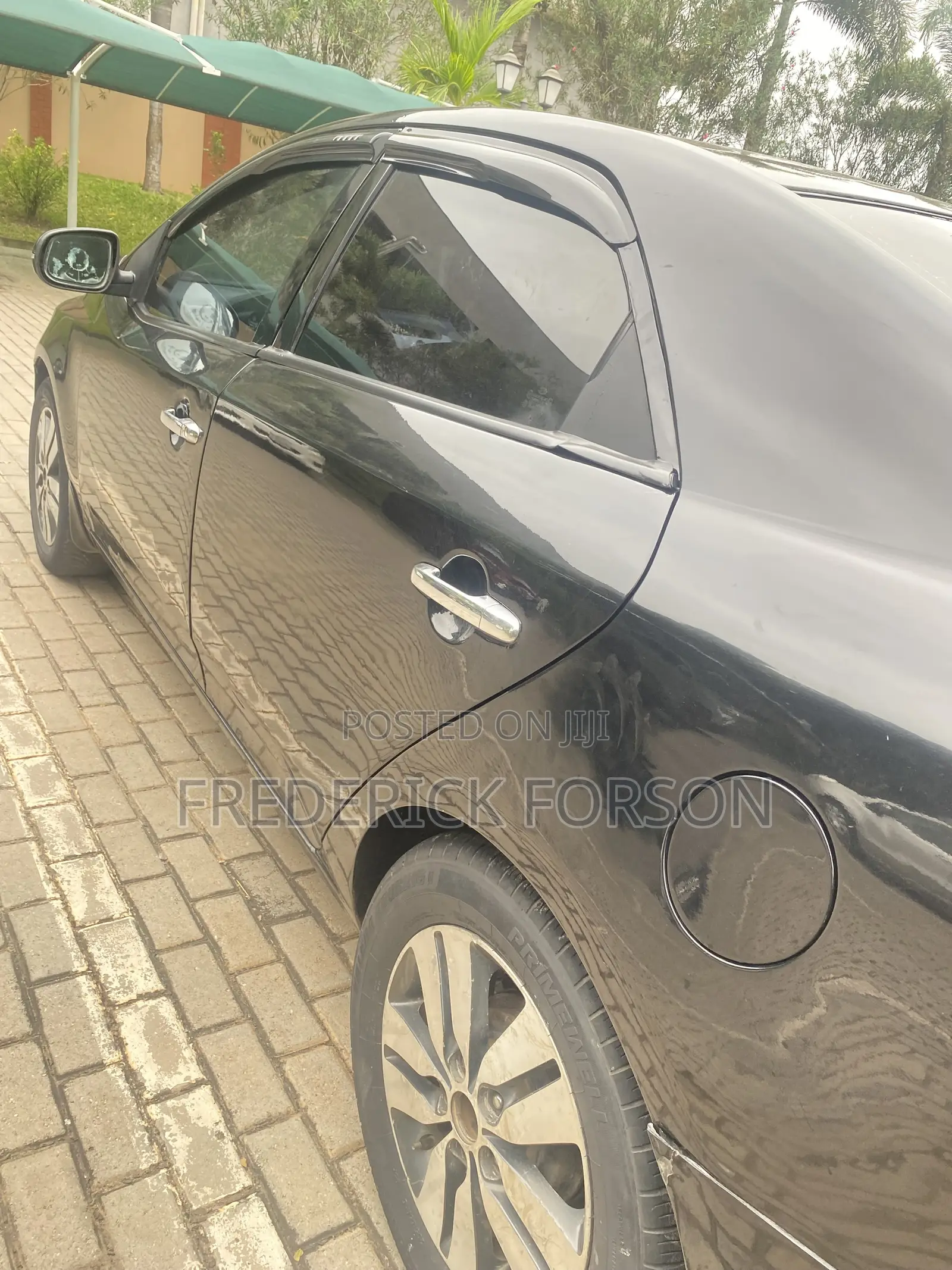 Kia Cerato 2012 Black