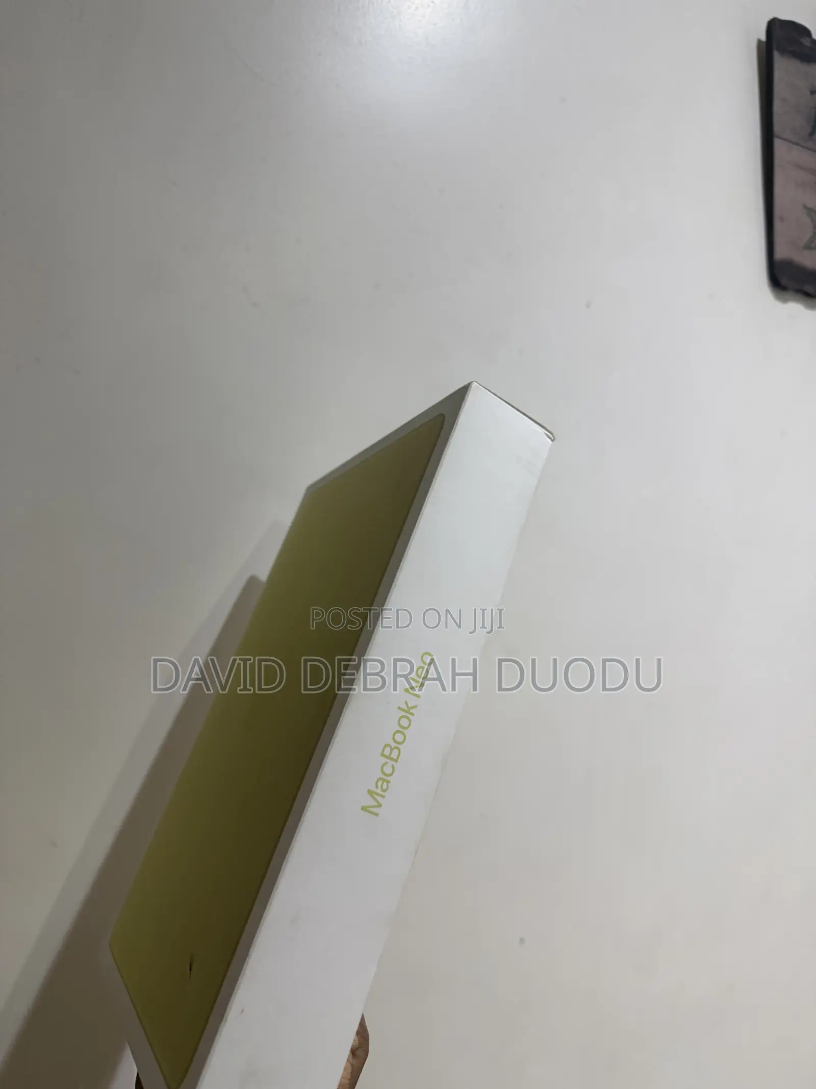 New Laptop Apple MacBook Neo 2026 8GB Apple M5 SSD 256GB