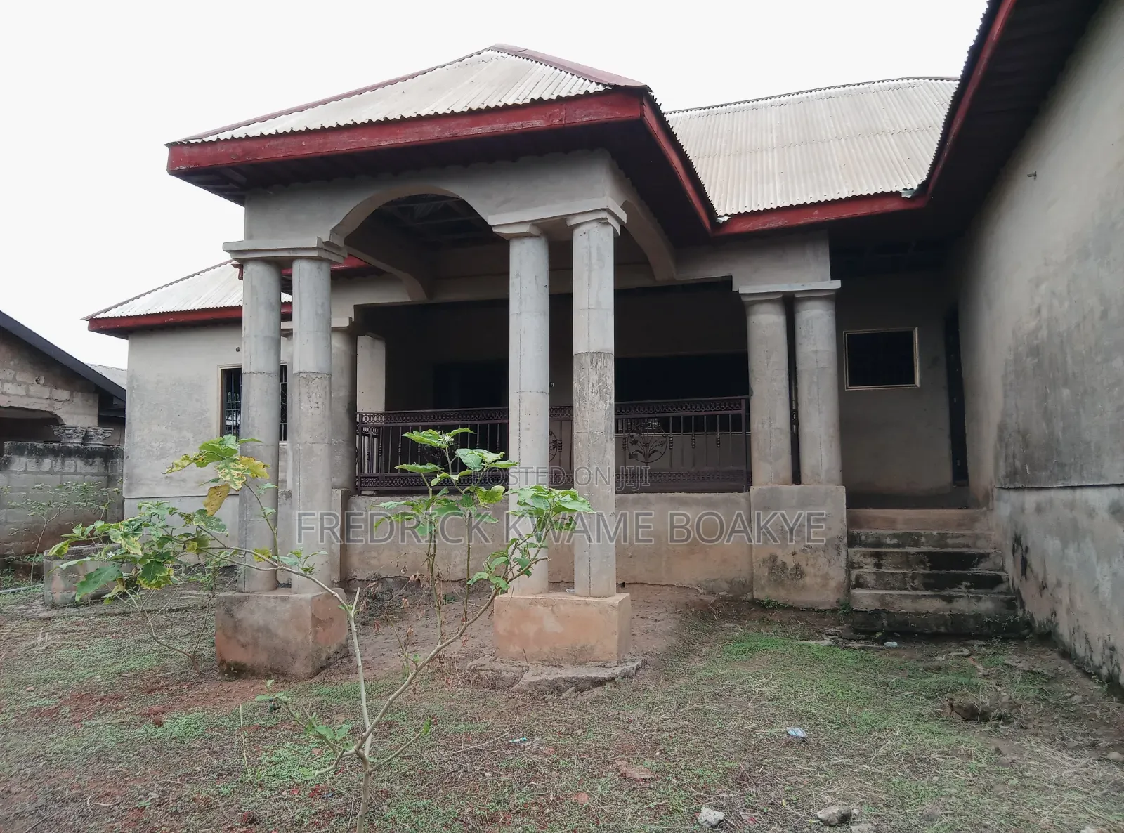 4bdrm House in Brother K Estate, Kumasi Metropolitan for sale