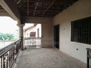 4bdrm House in Brother K Estate, Kumasi Metropolitan for sale
