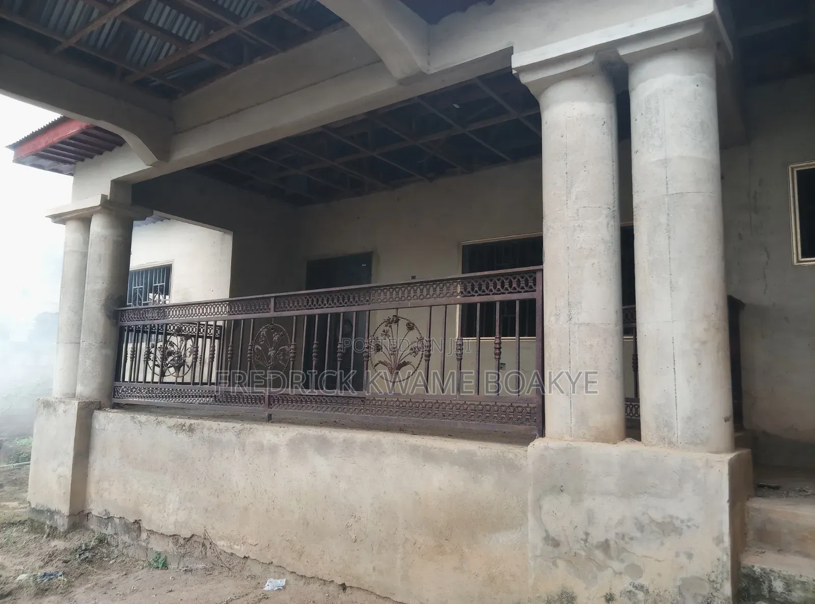 4bdrm House in Brother K Estate, Kumasi Metropolitan for sale
