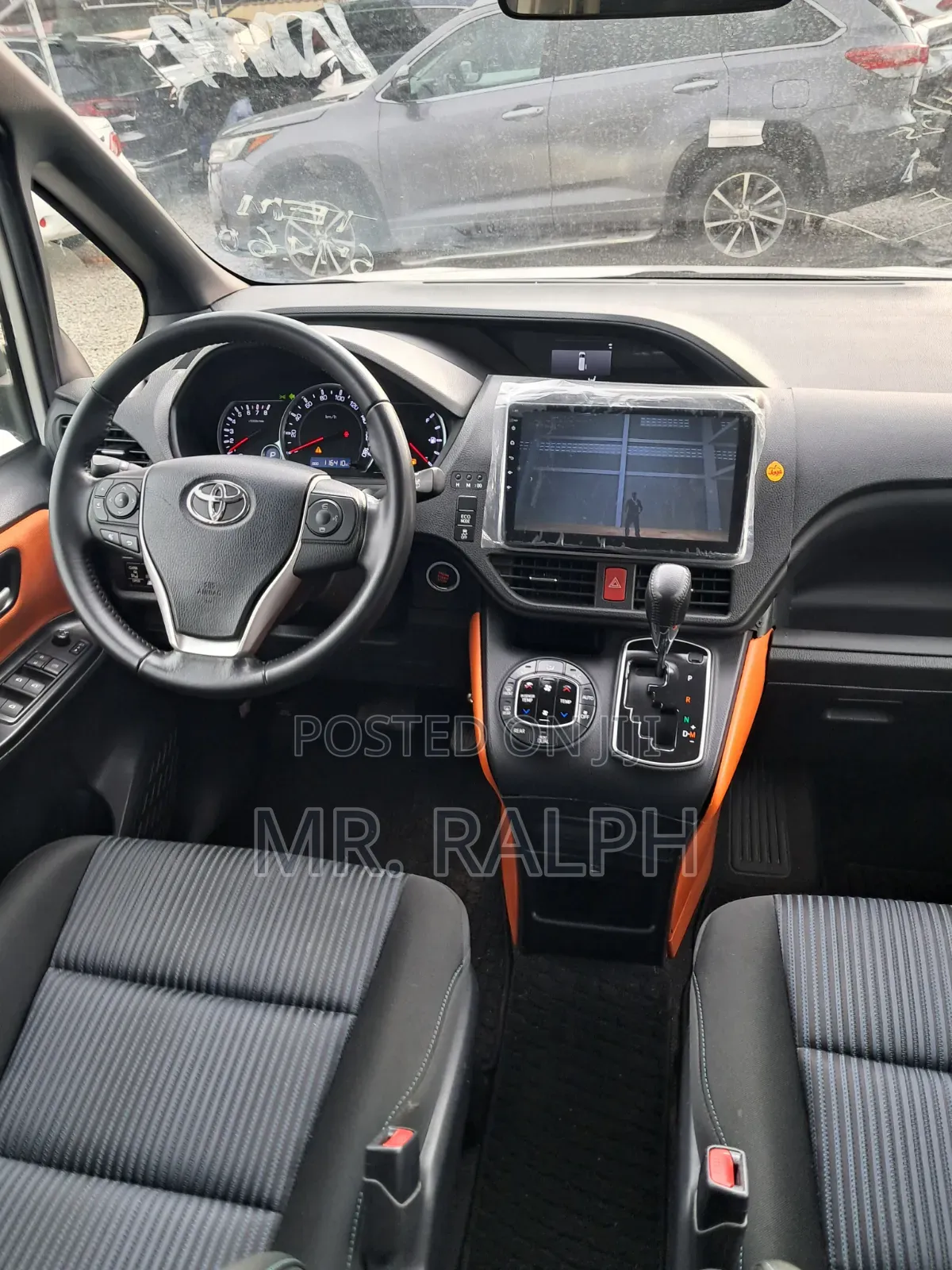 Toyota Voxy 2015 White