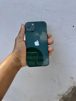 Apple iPhone 13 256 GB Green